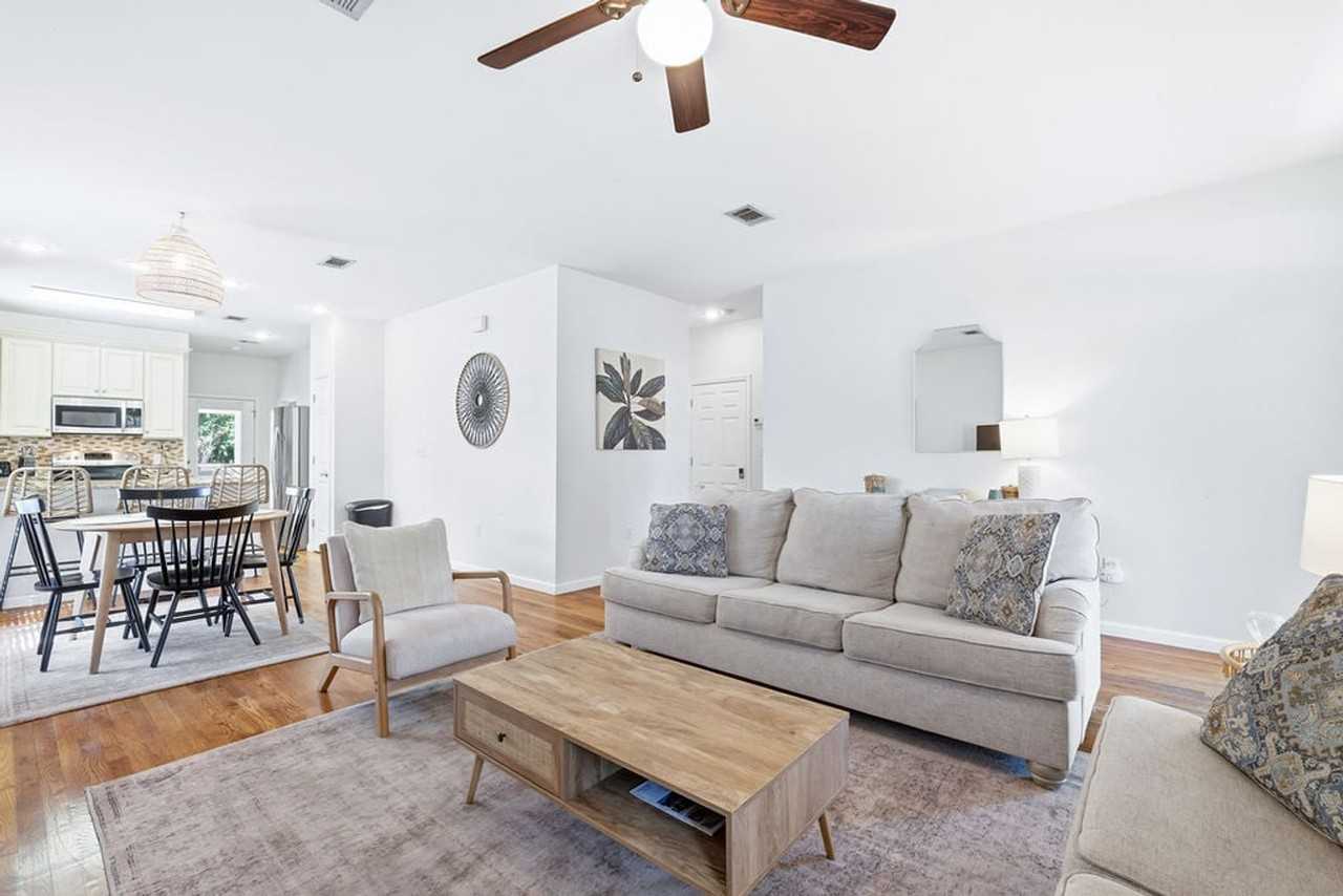 106 W Georgie St #1447115P - Photo 7 of 50