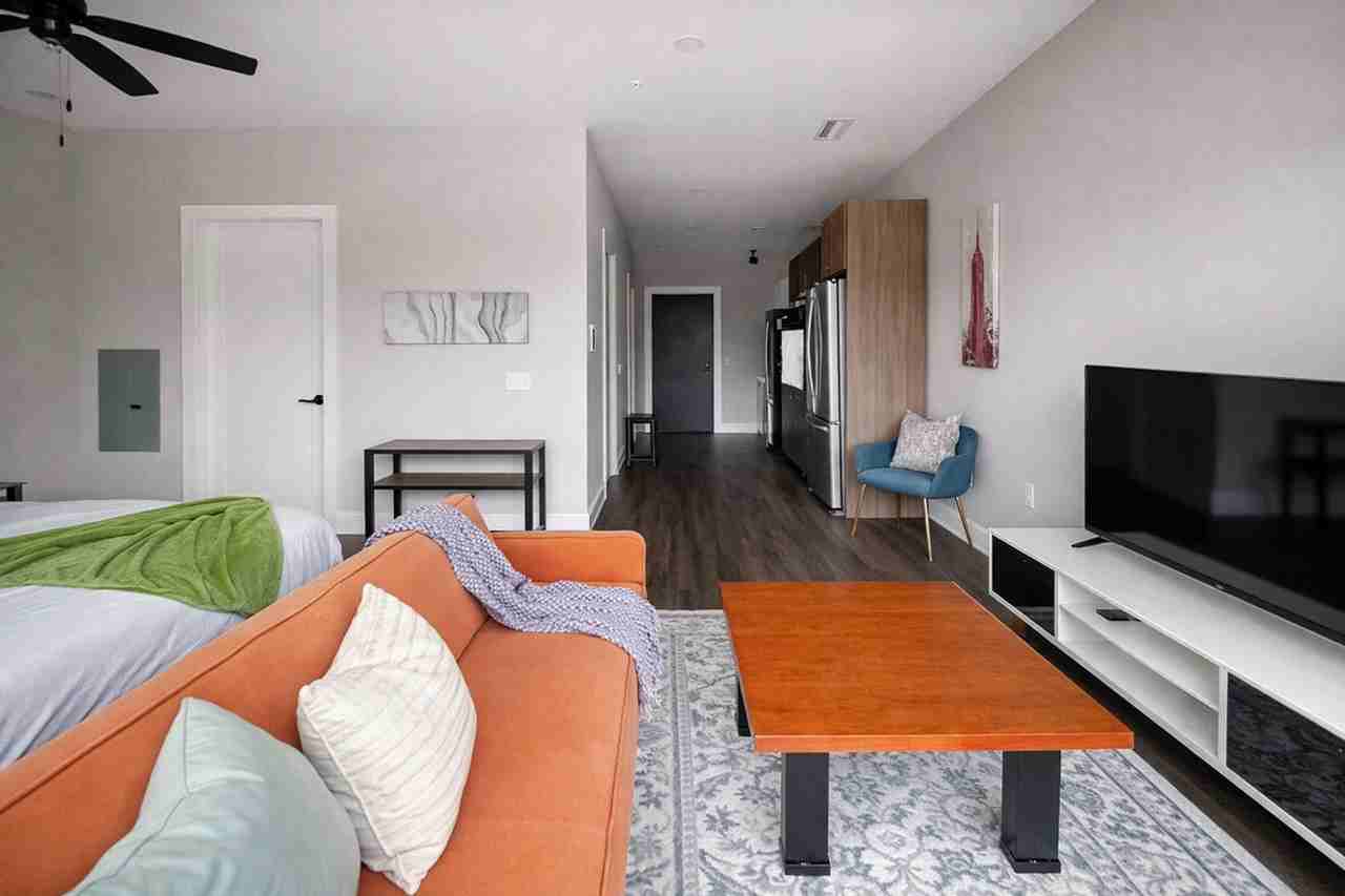 4618 Douglas St #1463131P - Photo 2 of 14