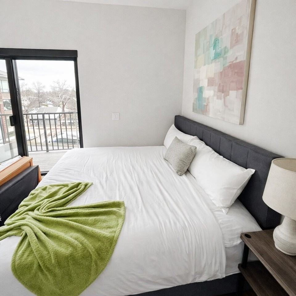 4618 Douglas St #1463131P - Photo 5 of 14