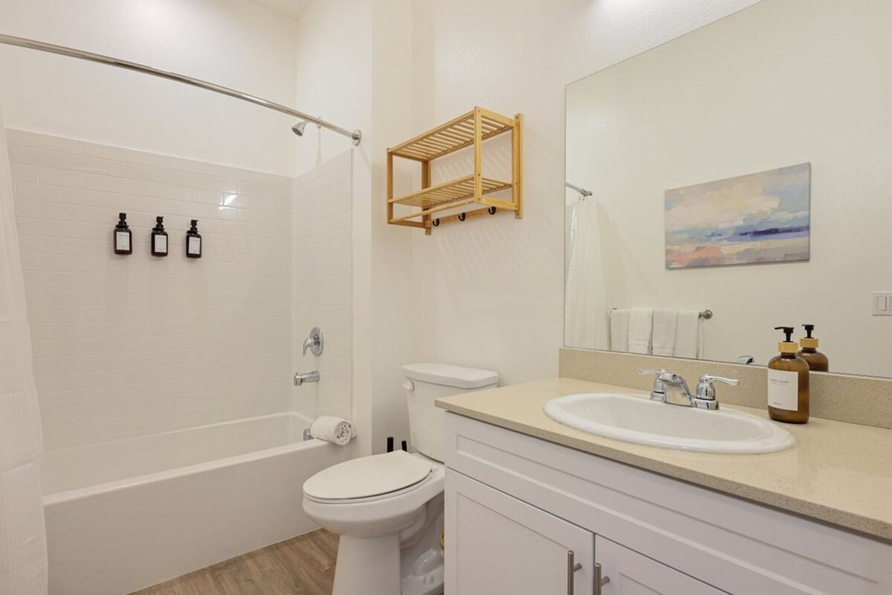 4355 Ohio St #1472542P - Photo 5 of 27