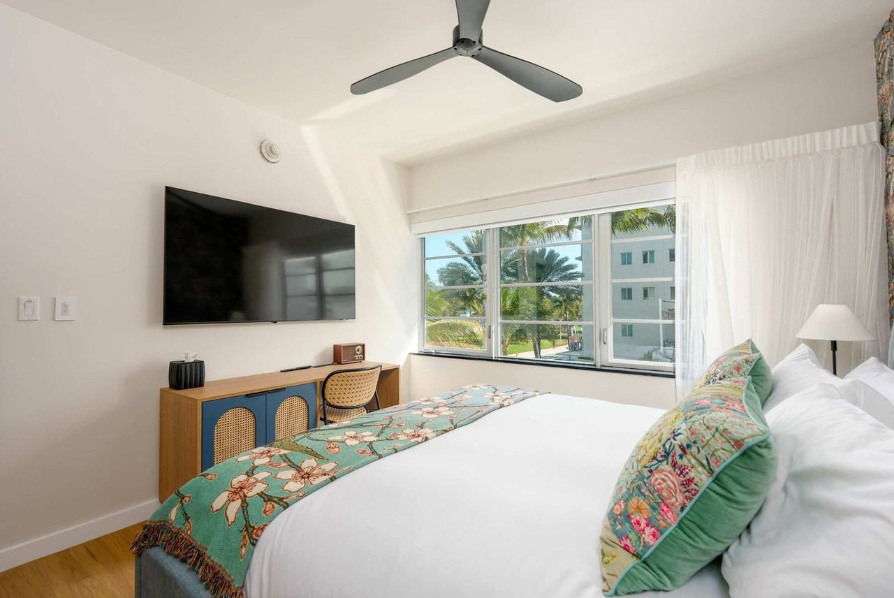 1200 Ocean Drive - Photo 6 of 18