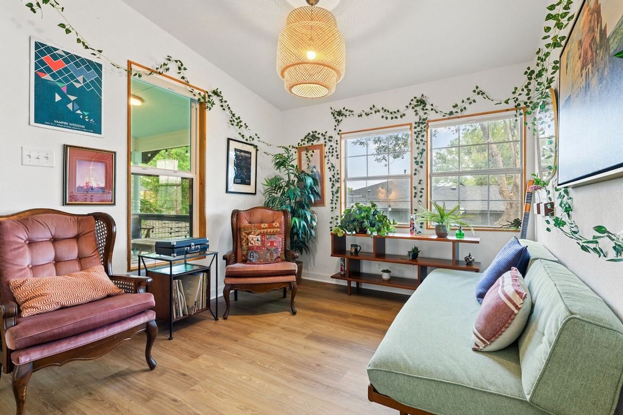 4901 Howden Cir #1492675P - Photo 4 of 41