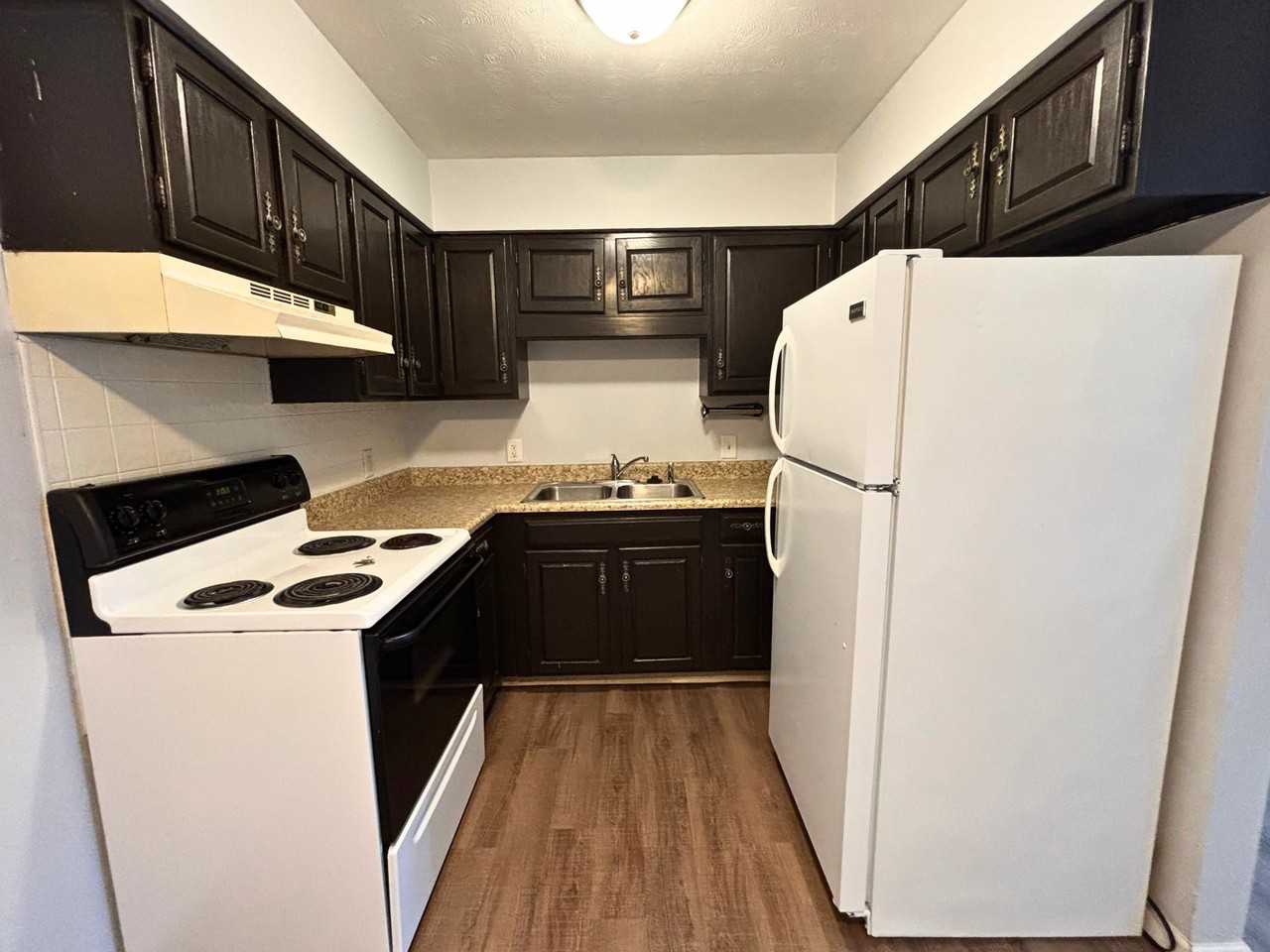 601 Oak Glen Dr #5 - Photo 5 of 12