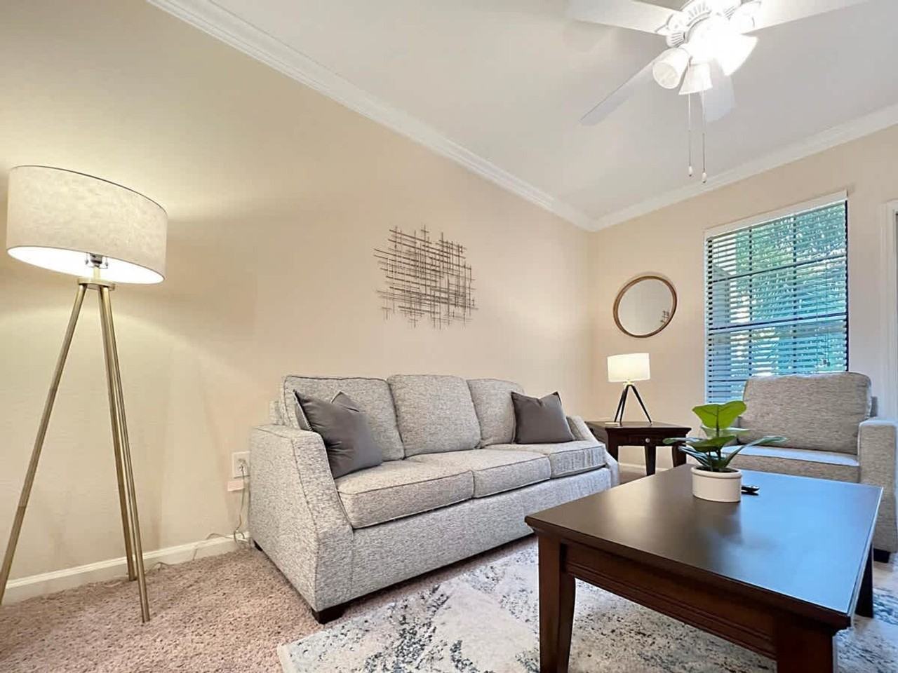 2021 N Lemans Blvd #1504559P - Photo 5 of 23