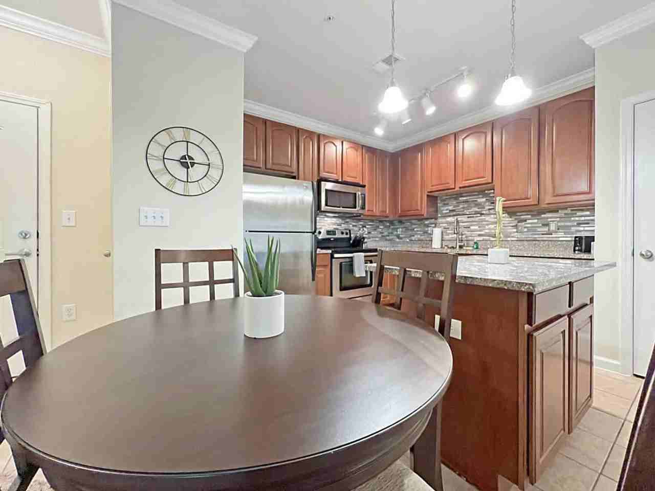 2021 N Lemans Blvd #1504559P - Photo 6 of 23