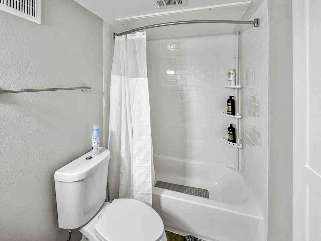 16951 Addison Rd #1507124P - Photo 5 of 16