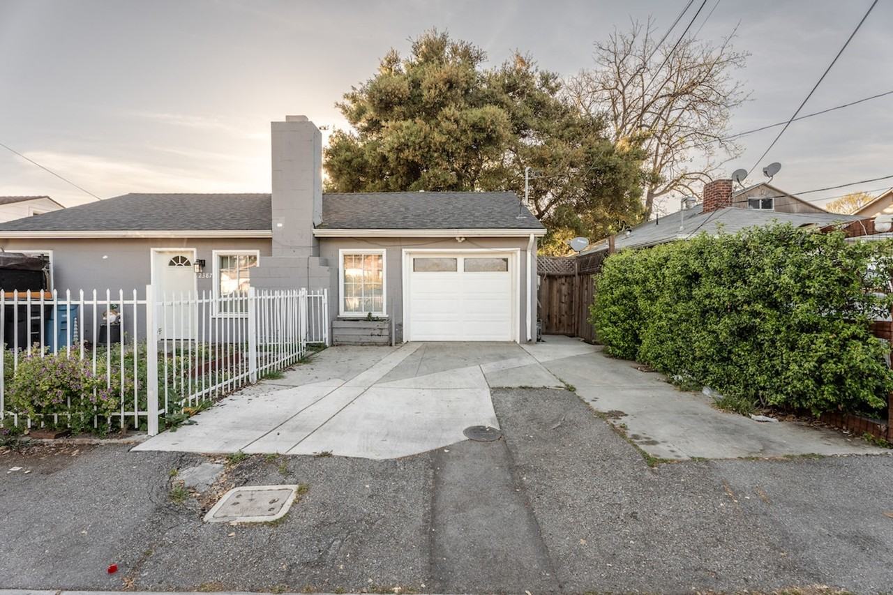 2292 Addison Ave #1511667P - Photo 6 of 35