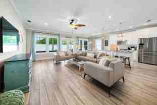 121 Christmas Tree Ln - Photo 1 of 1