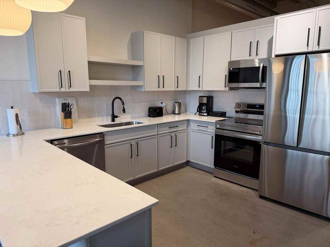 1111 3rd Ave S #1511917P - Photo 5 of 13