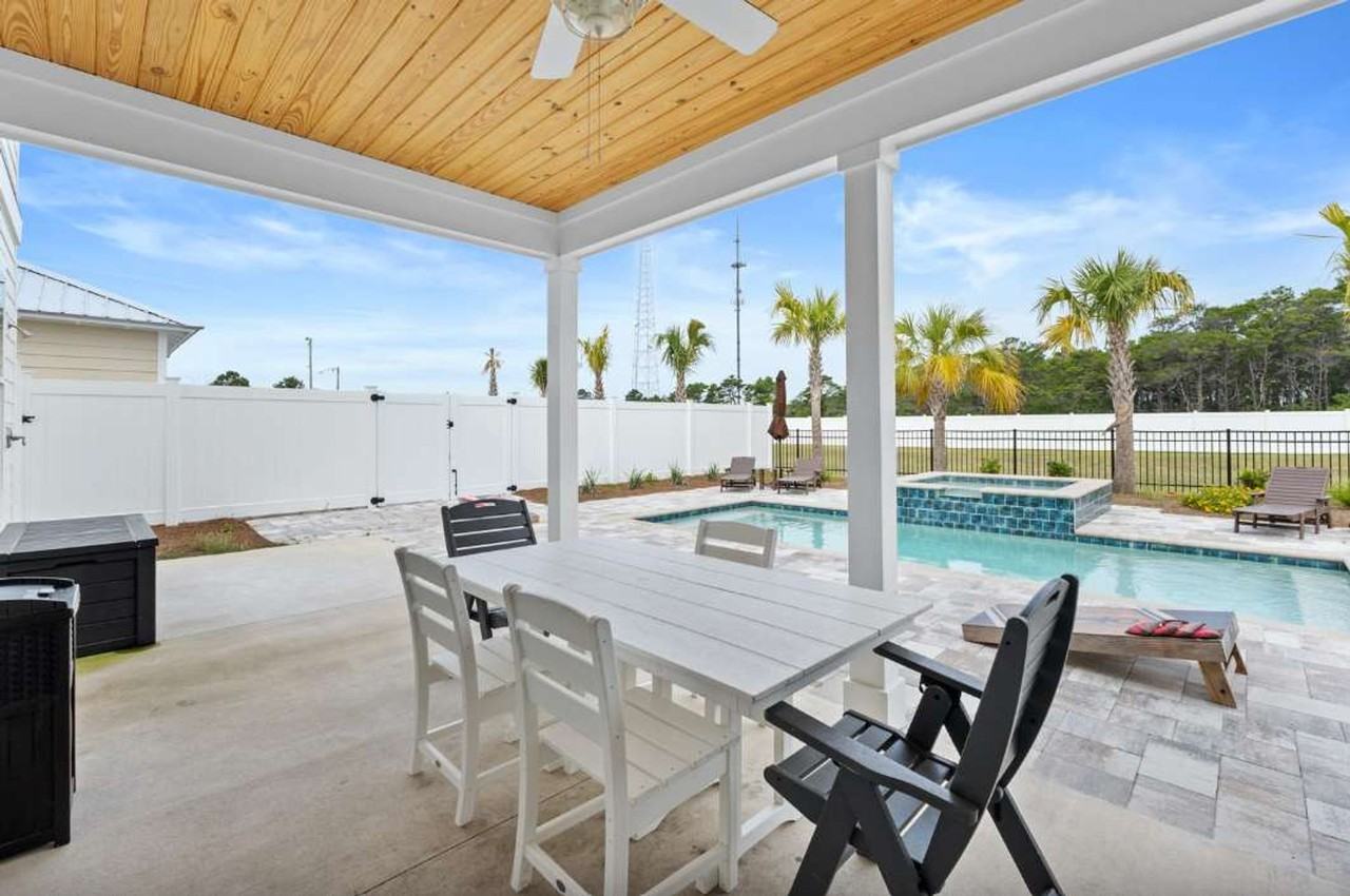 508 Lyndell Ln #1511648P - Photo 3 of 11