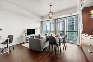 featured image of 25 Lower Simcoe St