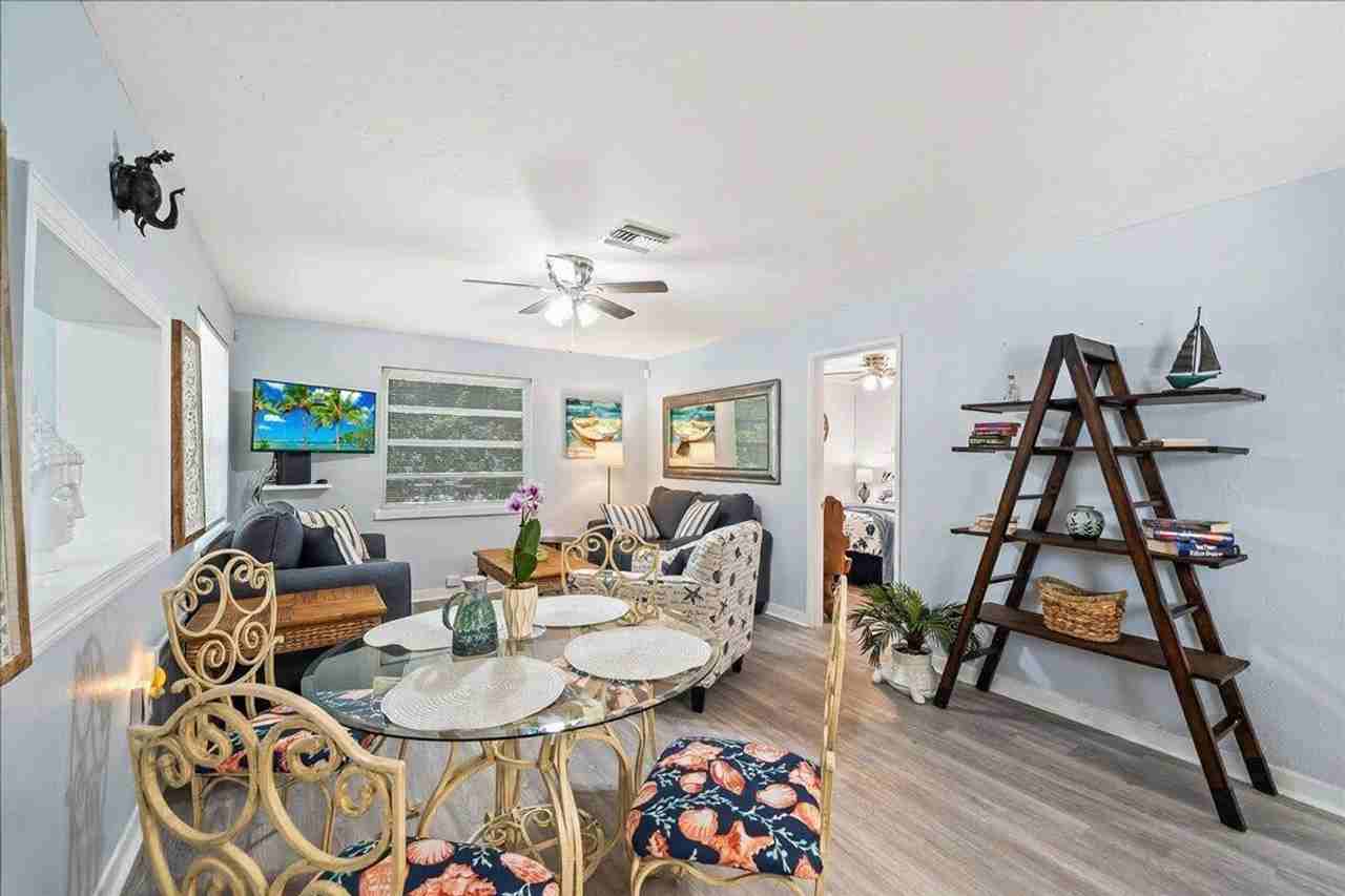 140 Mcleod St #1513829P - Photo 4 of 22