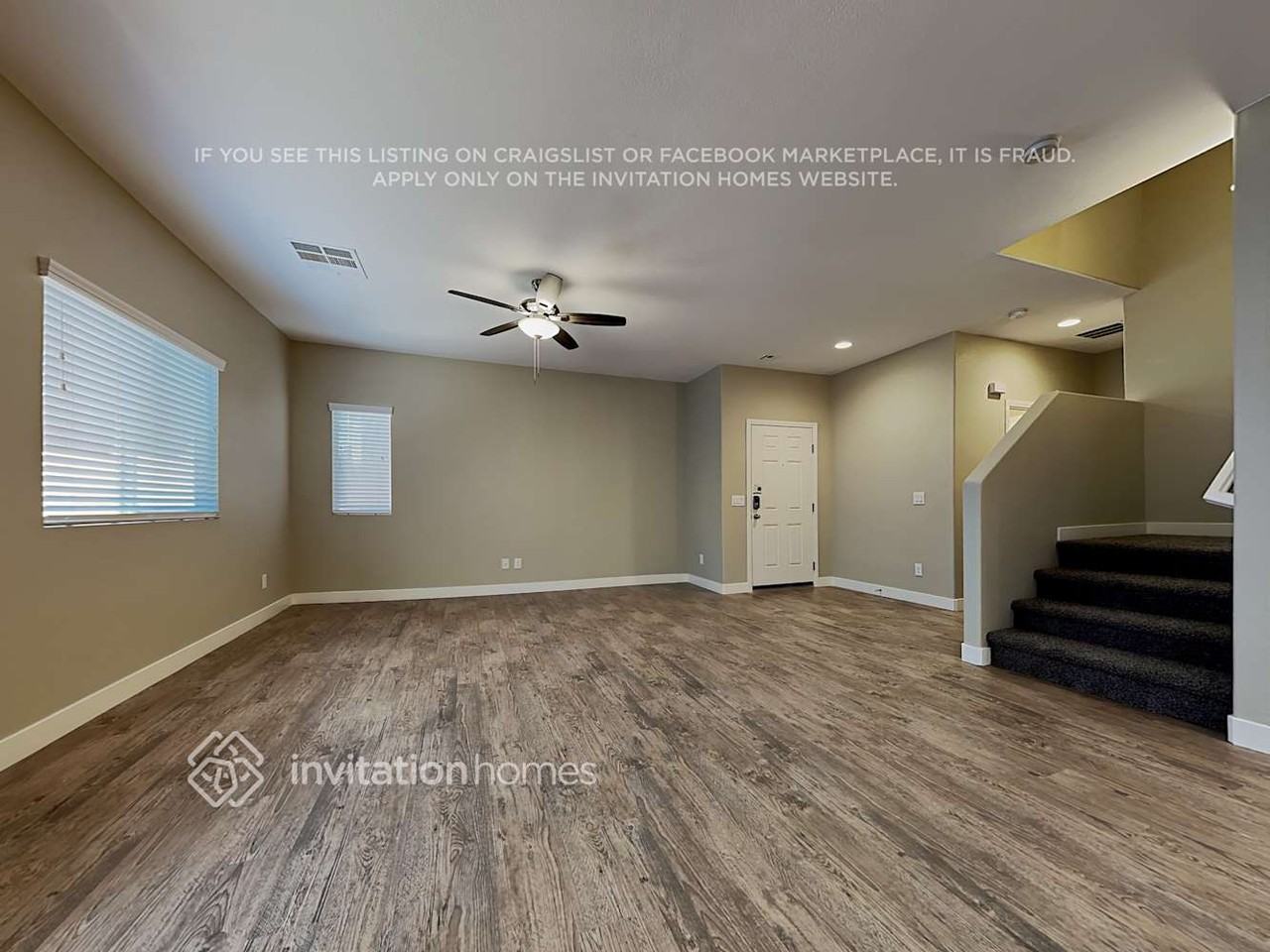 10756 Merrimack Ave - Photo 4 of 19