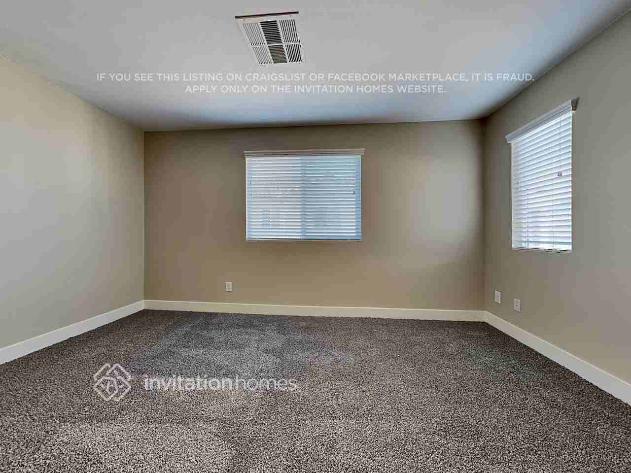 10756 Merrimack Ave - Photo 7 of 19