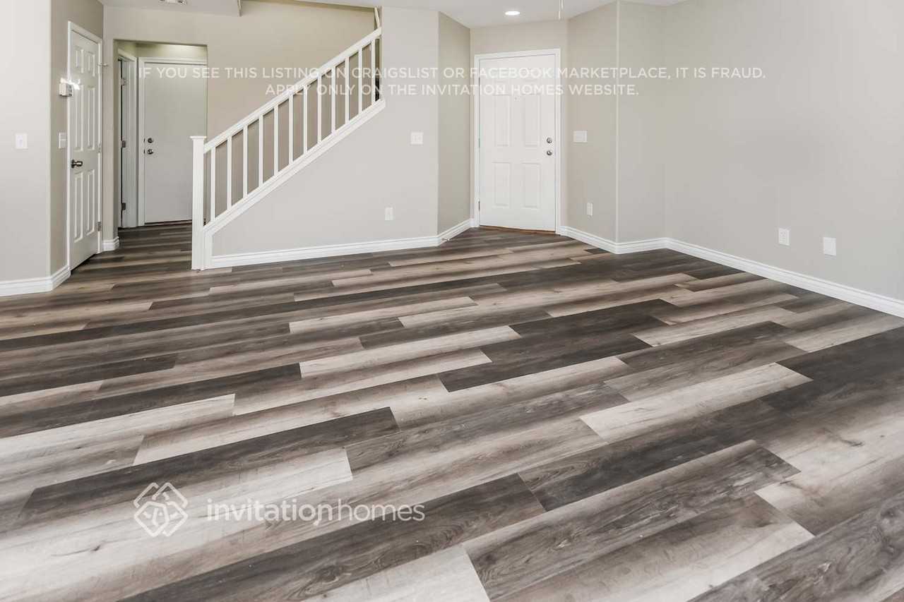 1012 Monte De Oro Ave - Photo 4 of 16