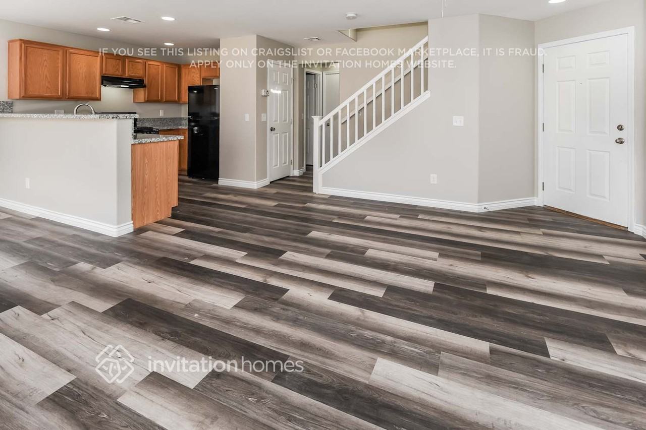 1012 Monte De Oro Ave - Photo 5 of 16