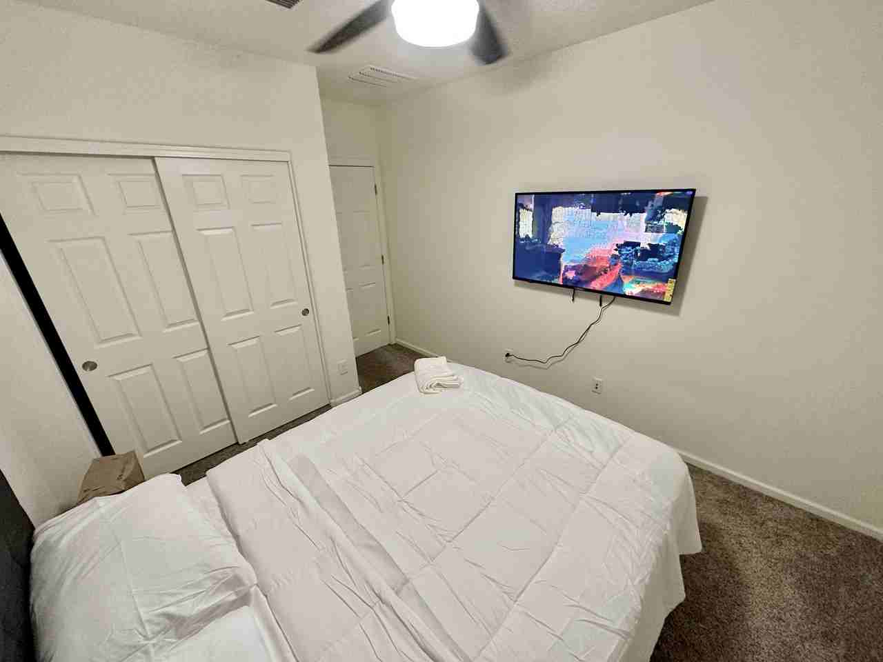 3851 E Balsam Dr - Photo 5 of 11