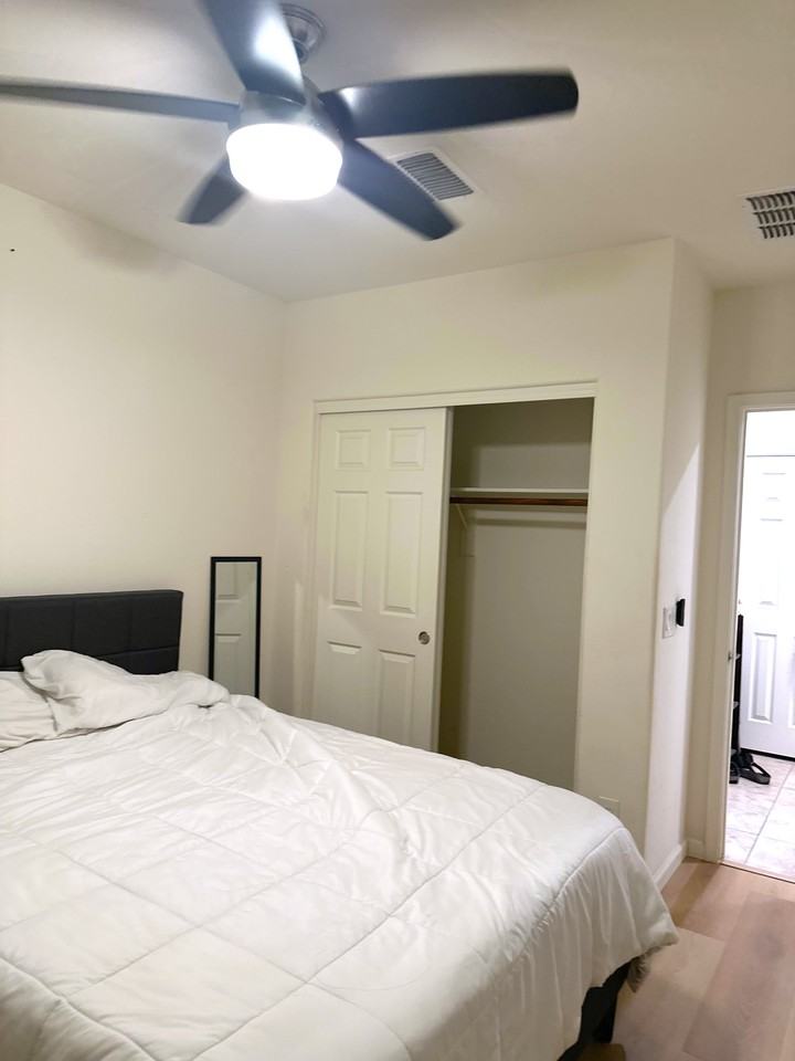 3851 E Balsam Dr - Photo 7 of 11