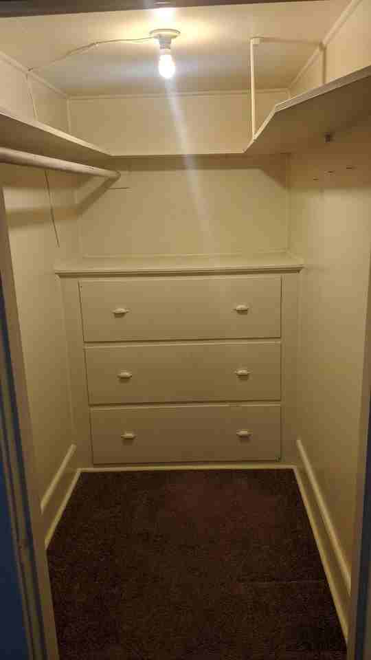 716 S Spruce St - Photo 5 of 19