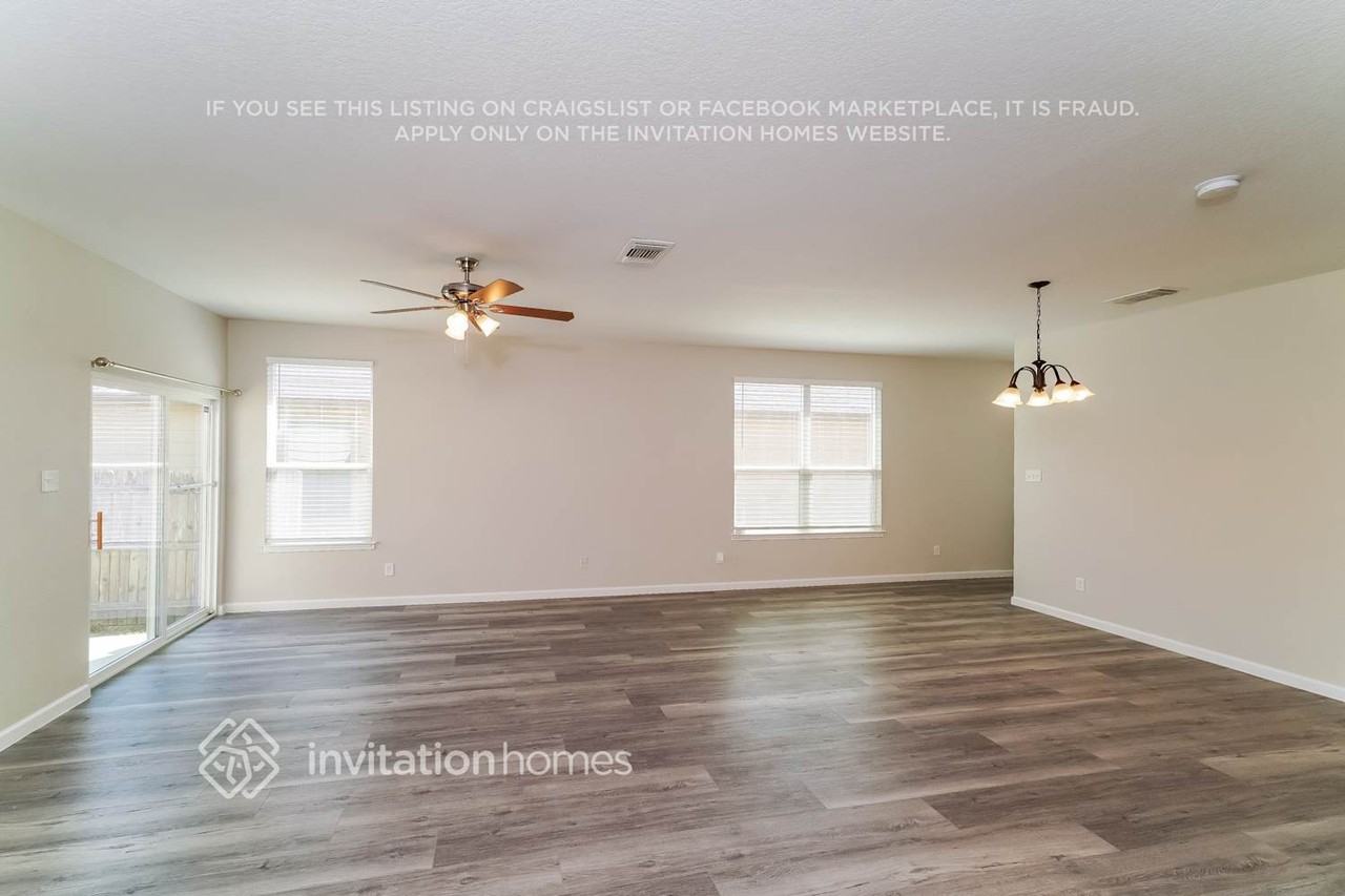 2012 Brandywine Dr - Photo 4 of 17