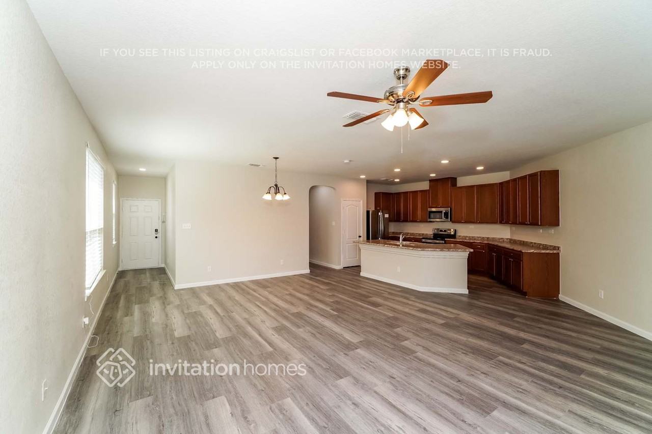 2012 Brandywine Dr - Photo 5 of 17