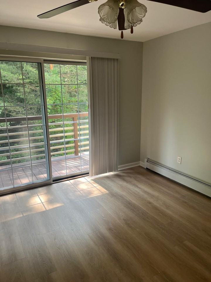 219 Hildred Dr - Photo 4 of 20