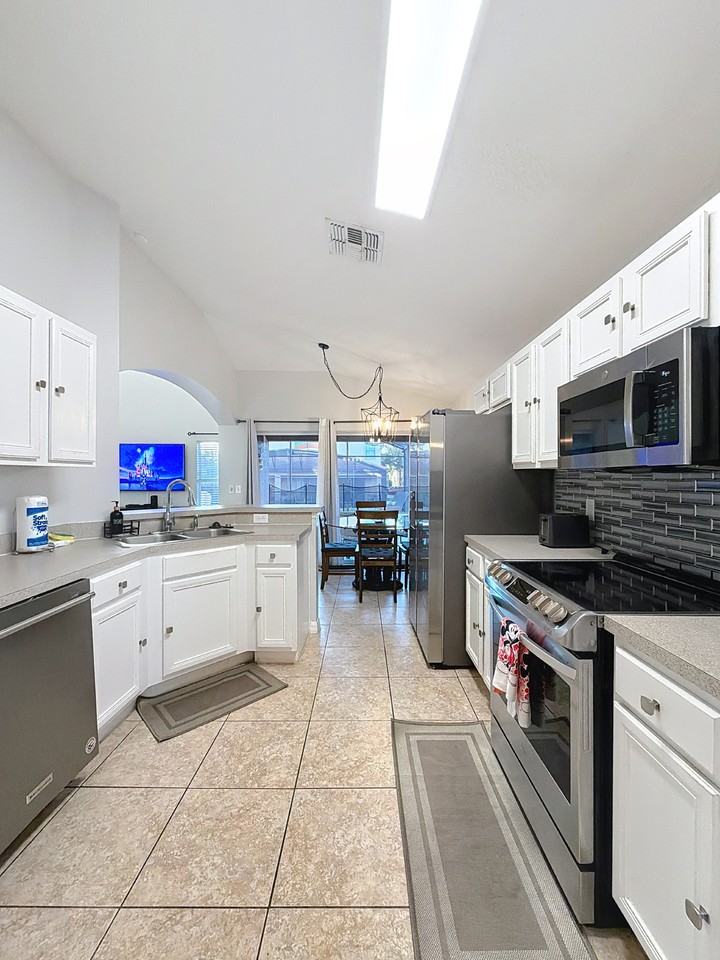 217 Sevilla Ave - Photo 2 of 21