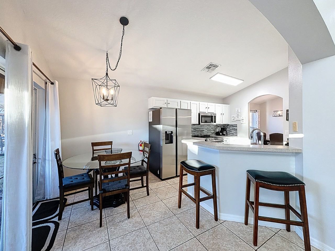 217 Sevilla Ave - Photo 5 of 21