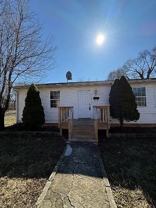 213 Laurel St - Photo 1 of 1