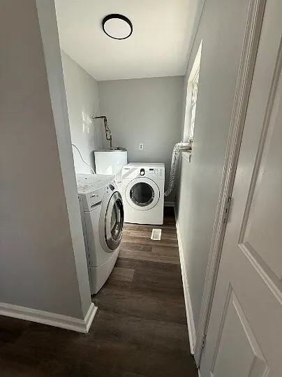 213 Laurel St - Photo 7 of 17