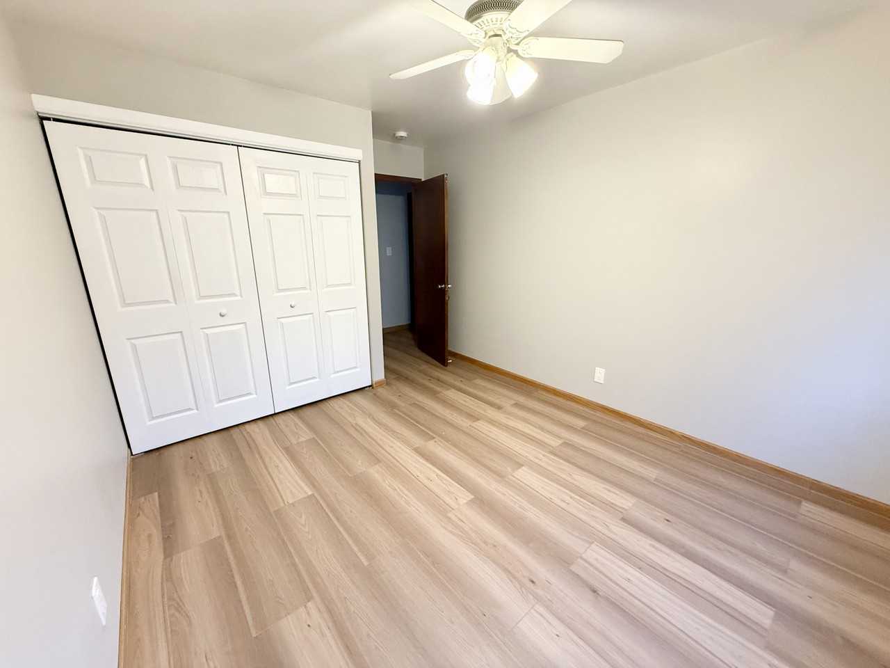 1455 Sheridan Rd #19 - Photo 5 of 7