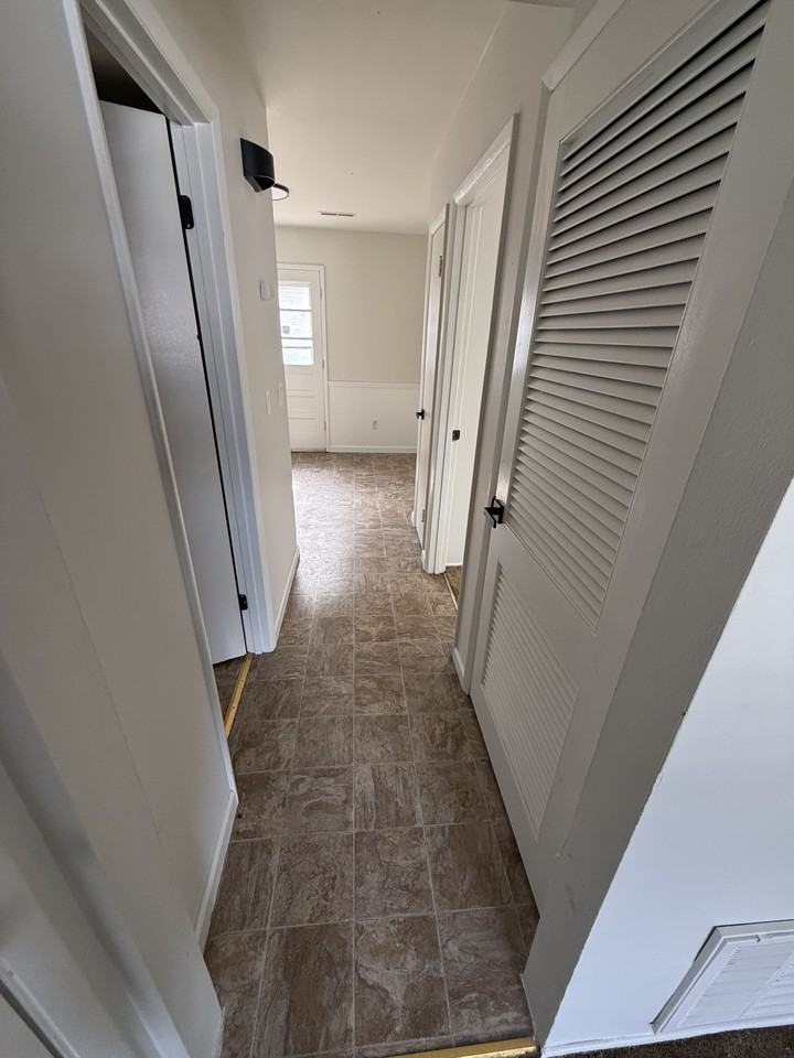 2714 Center St #C - Photo 3 of 17