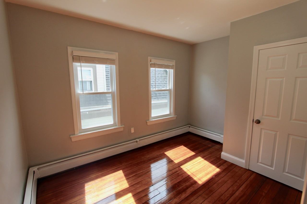 55 Estes St #5 - Photo 5 of 8