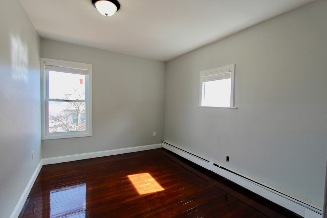55 Estes St #5 - Photo 7 of 8