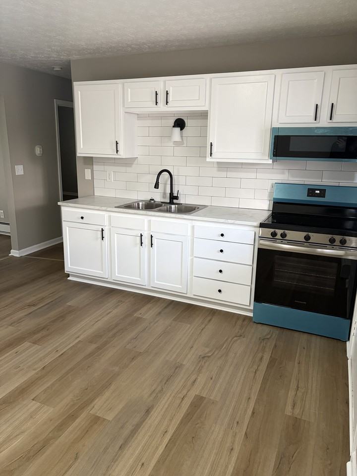 4943 Massillon Rd #4943A