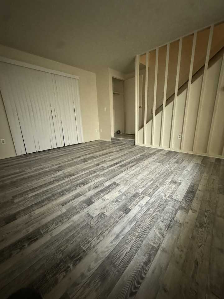 45 King Arthur Ct - Photo 4 of 10