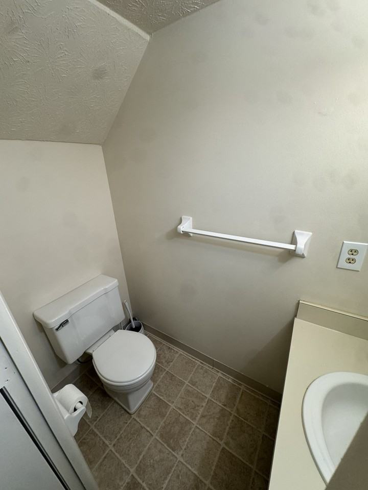 45 King Arthur Ct - Photo 7 of 10