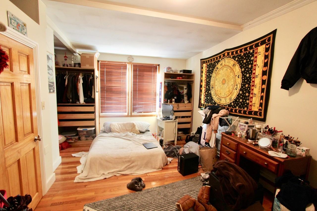 5 Spring Garden St #2 - Photo 2 of 11