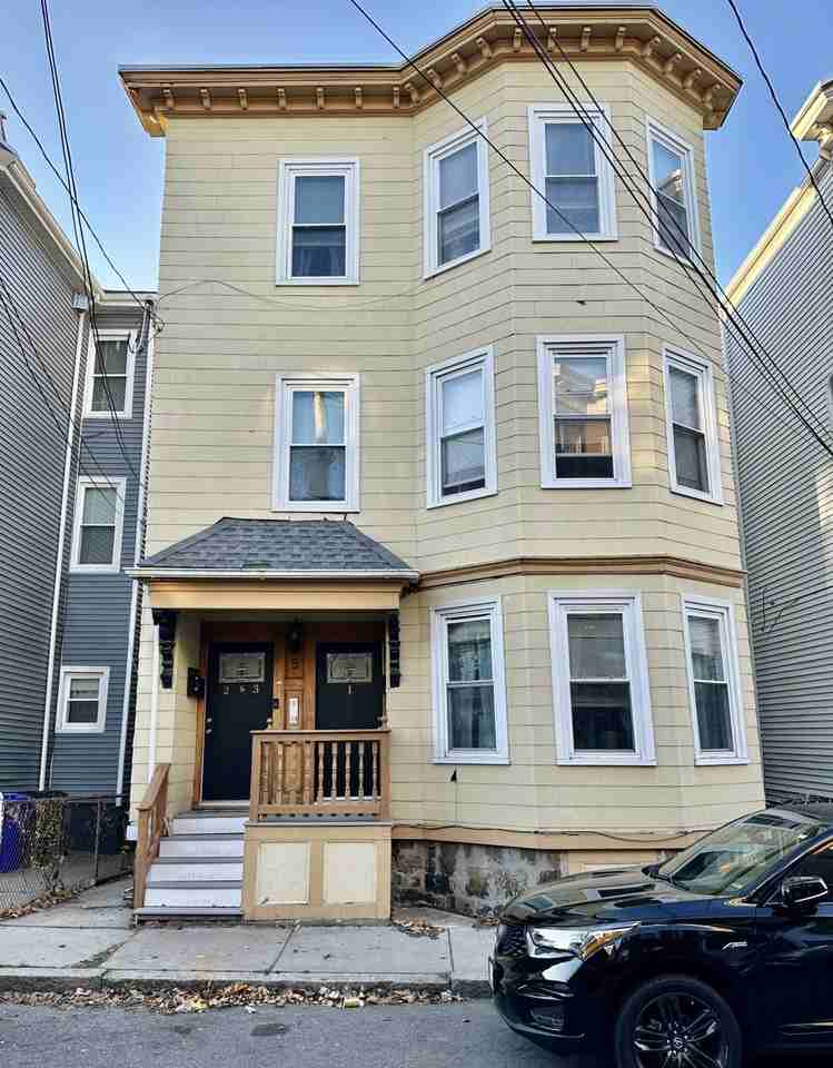 5 Spring Garden St #2 - Photo 7 of 11