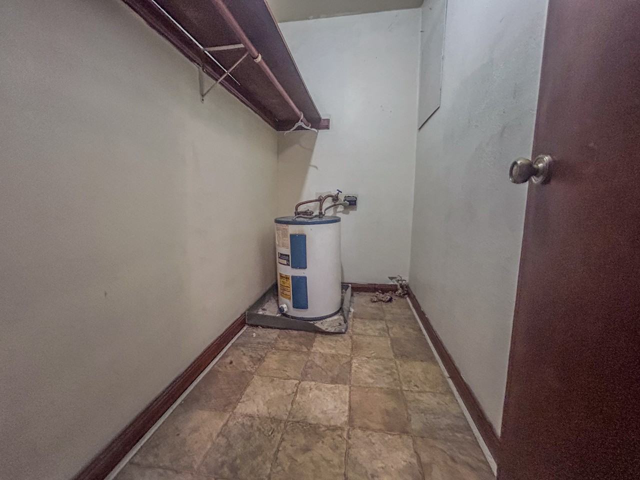 202 Rue Royale #D - Photo 3 of 8