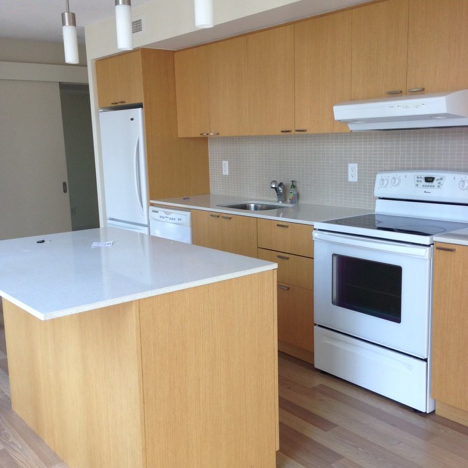 110 Charles Street East #402 - Photo 2 of 19