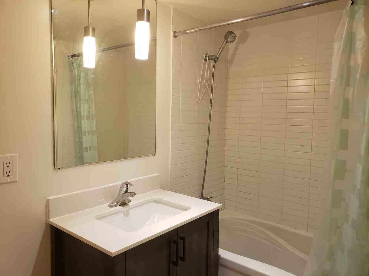 110 Charles Street East #402 - Photo 6 of 19