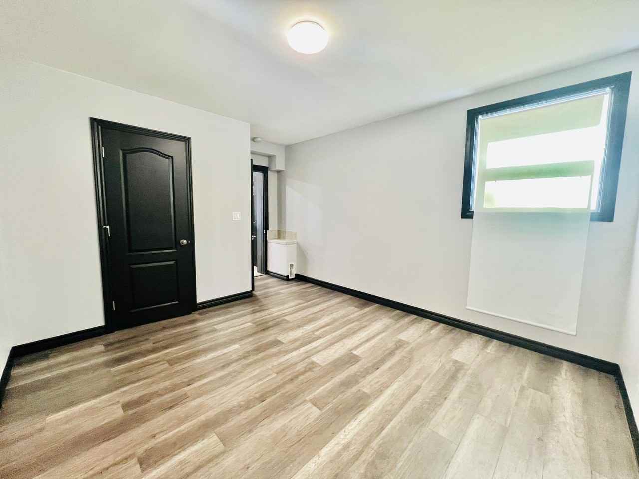 5791 Royal Manor Drive #5 - Photo 6 of 10