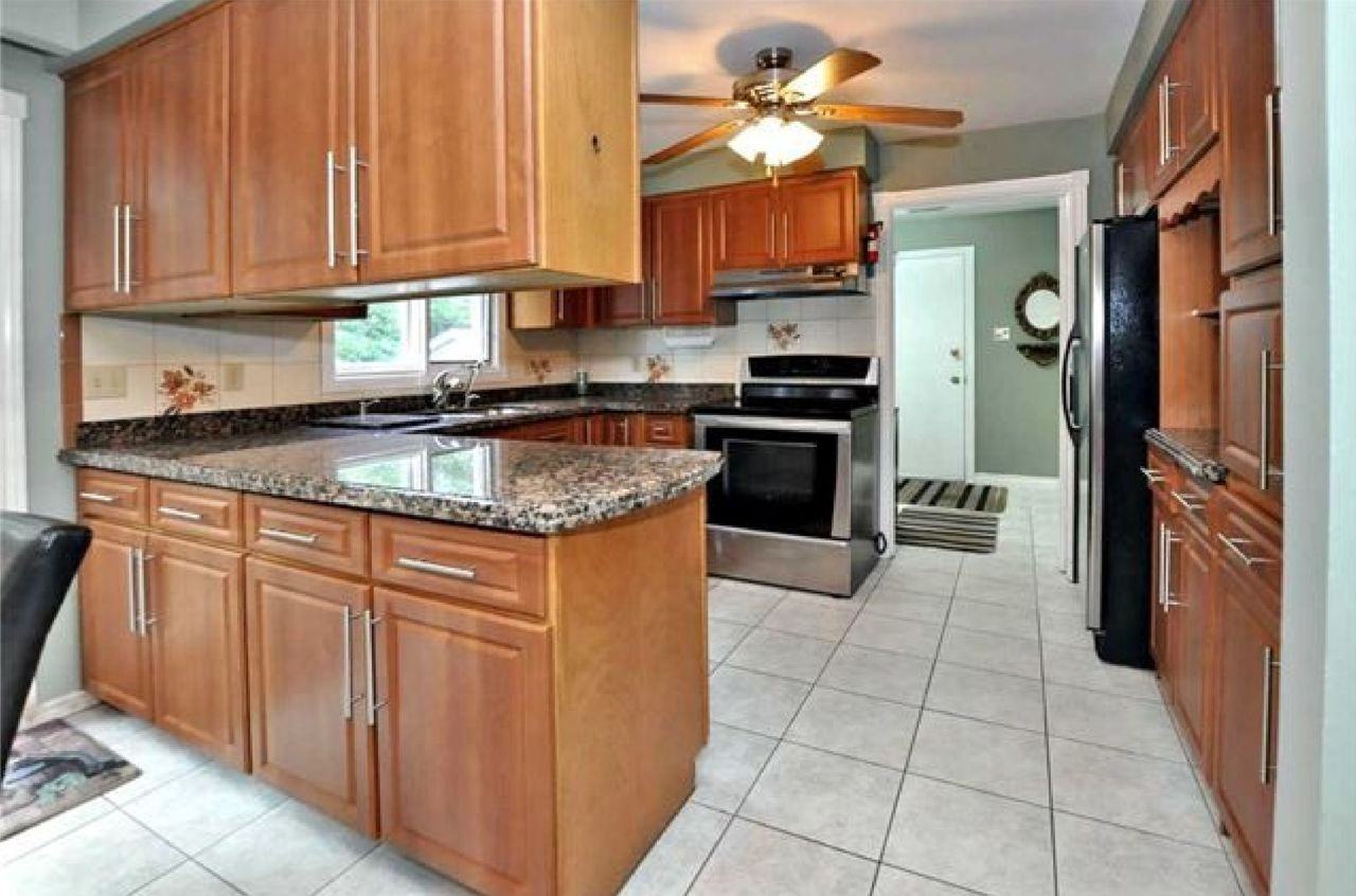 114 Lorne Avenue - Photo 4 of 14