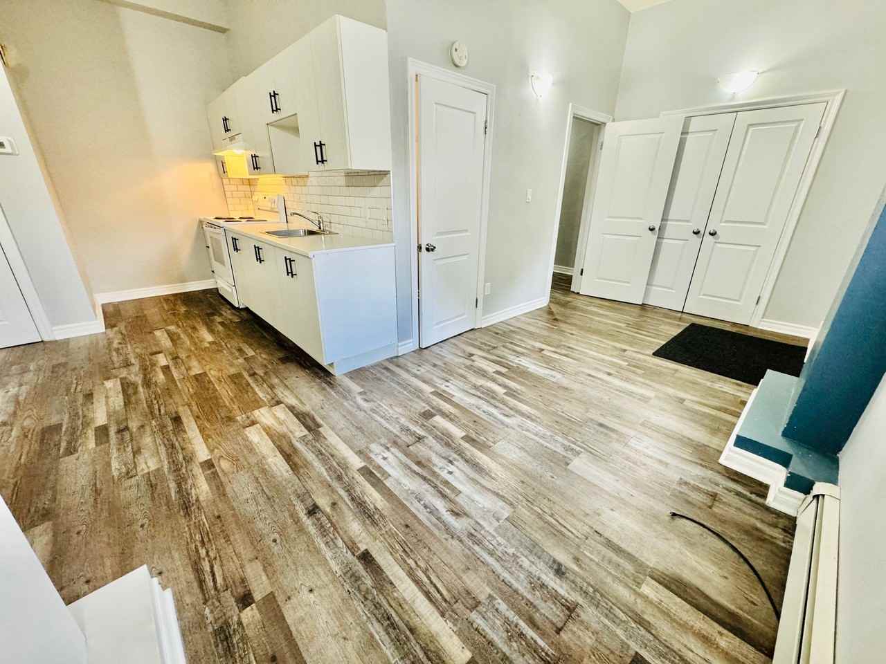 5 Broadway #2 - Photo 6 of 14