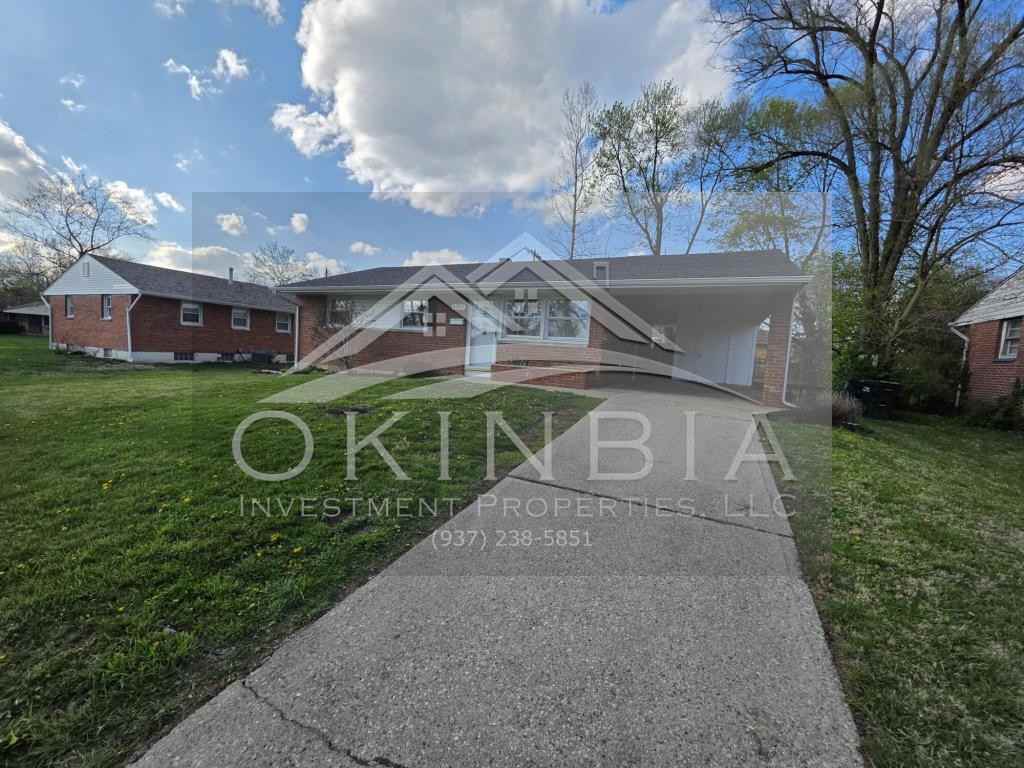 4915 Rockland Dr - Photo 3 of 23