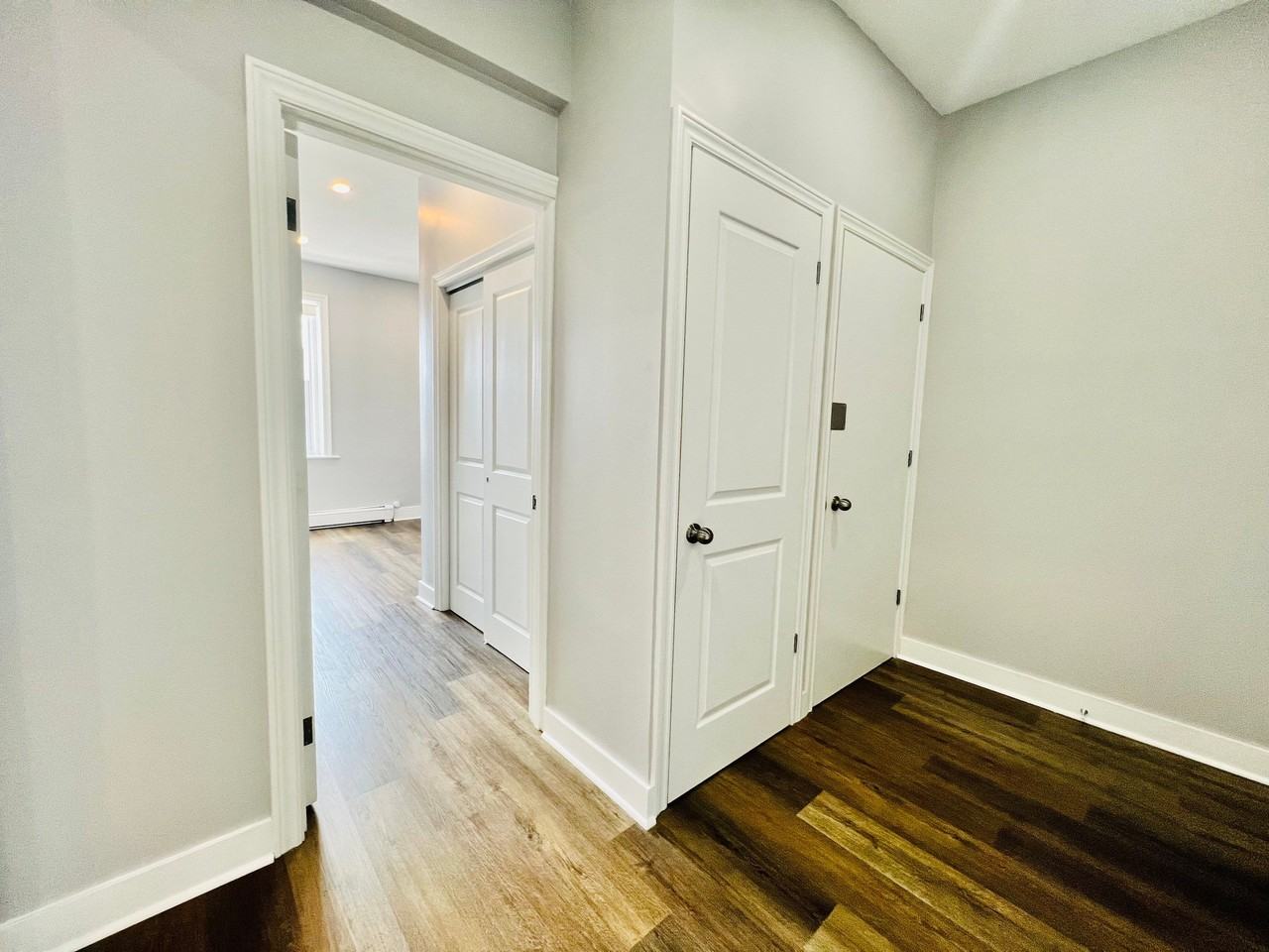 206 Jarvis Street #6 - Photo 6 of 11