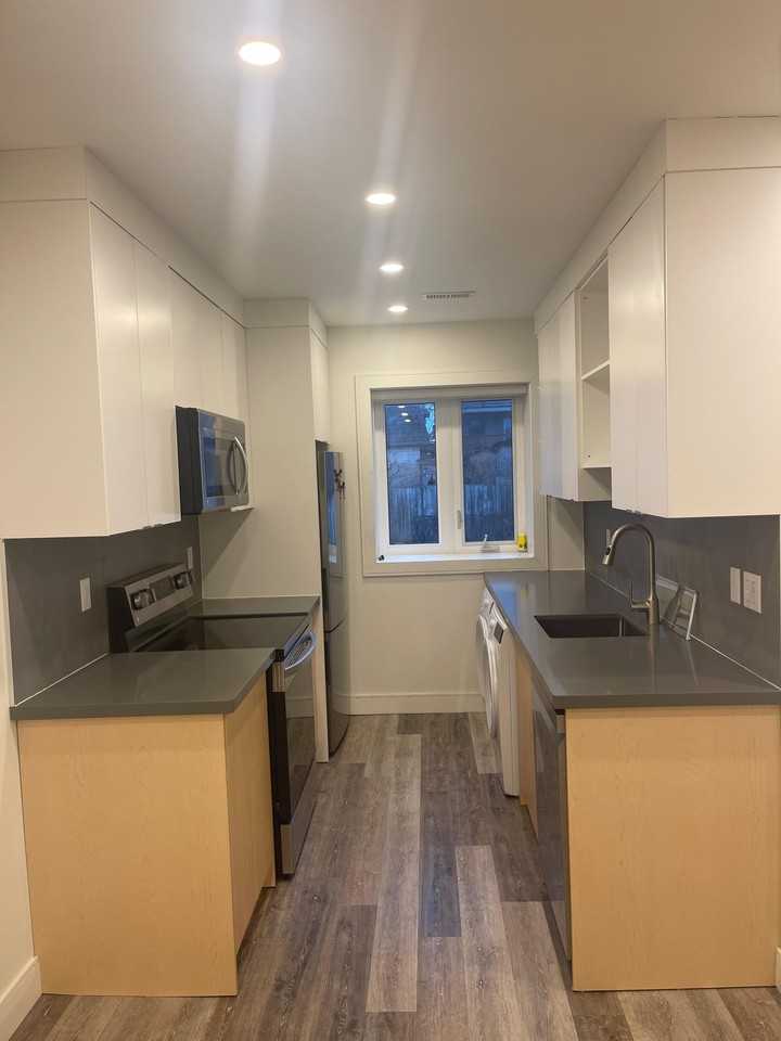 71 Chamberlain Avenue - Photo 4 of 14