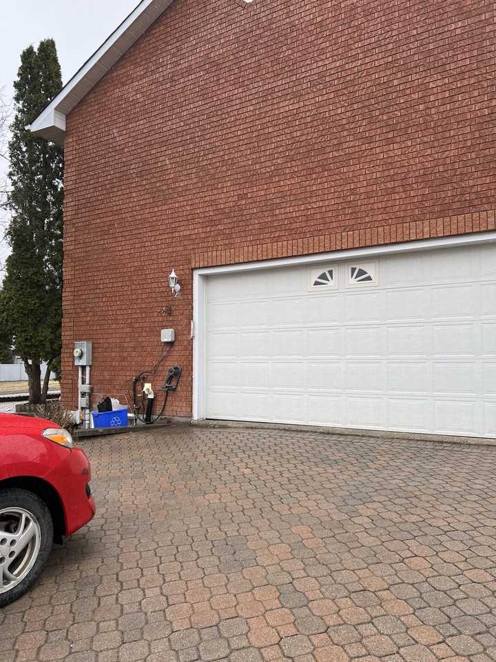 1664 Forster Avenue - Photo 2 of 21