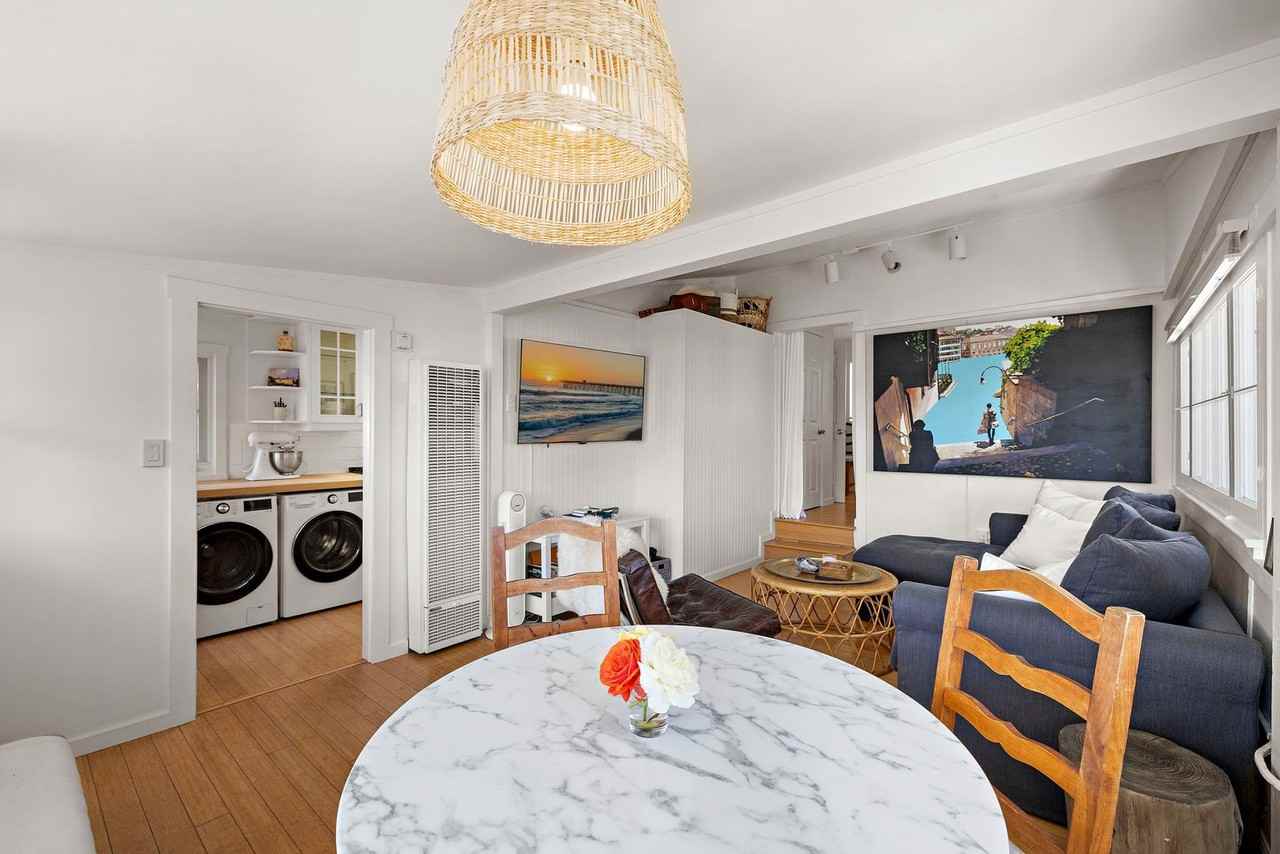 160 Ruby St - Photo 4 of 30